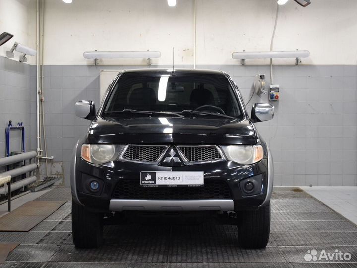 Mitsubishi L200 2.5 AT, 2012, 128 000 км