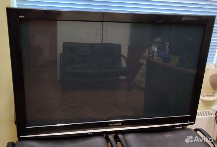 Телевизор Panasonic Viera плазма 42 дюйма
