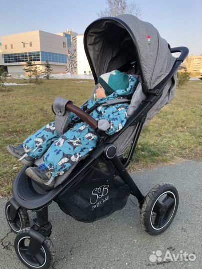 Прогулочная коляска