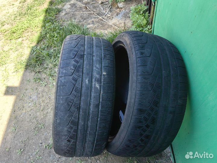 Pirelli Winter Sottozero II 255/40 R20