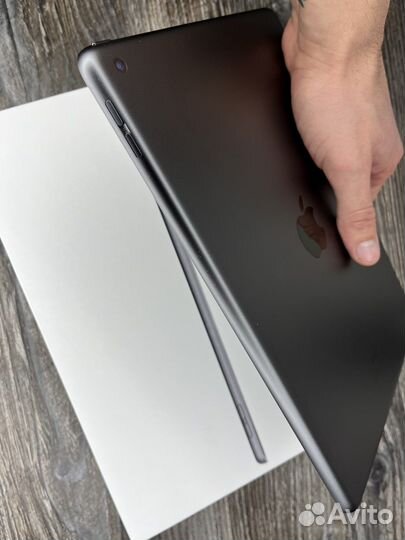 iPad 9 2021 64gb на гарантии с чеком