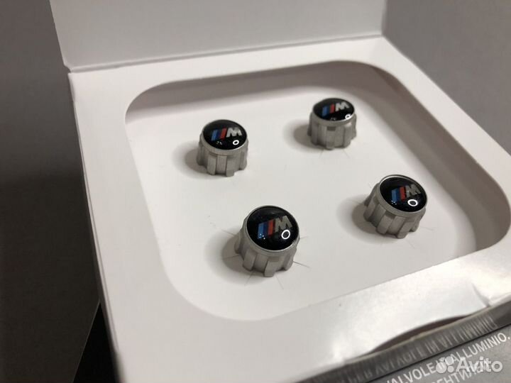 Колпачки BMW M для ниппеля Оригинал Новое