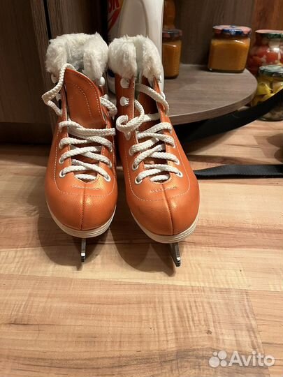 Коньки детские