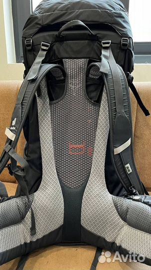 Рюкзак Deuter Futura Air Trek 60+10 чёрный