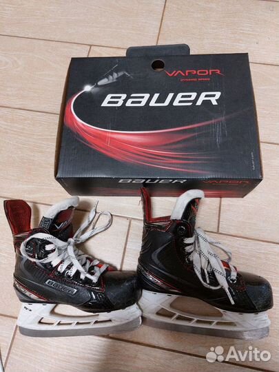 Хоккейные коньки bauer vapor