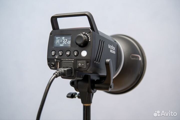 Комплект студийного оборудования Godox MS300