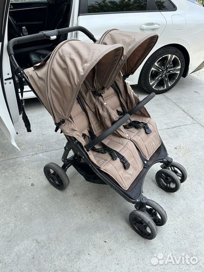 Коляска для двойни, погодок в аренду, напрокат