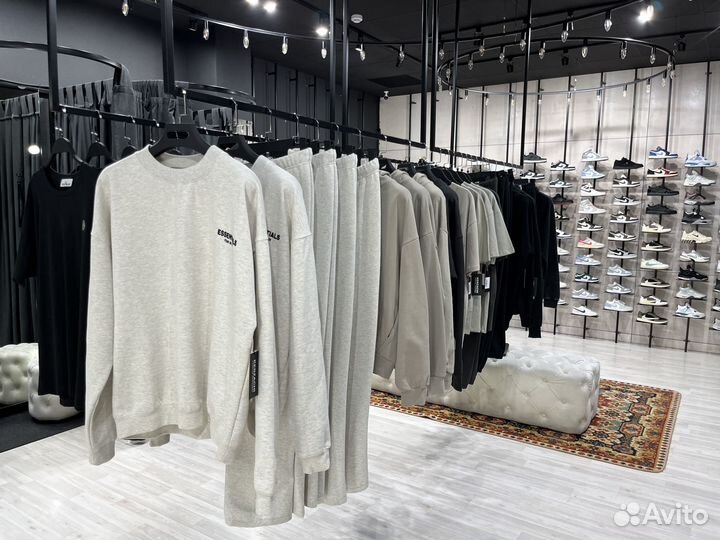 Брендовые вещи в Тюмени