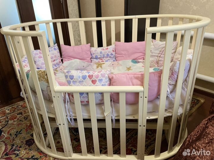 Детская кровать круглая/овальная с маятником