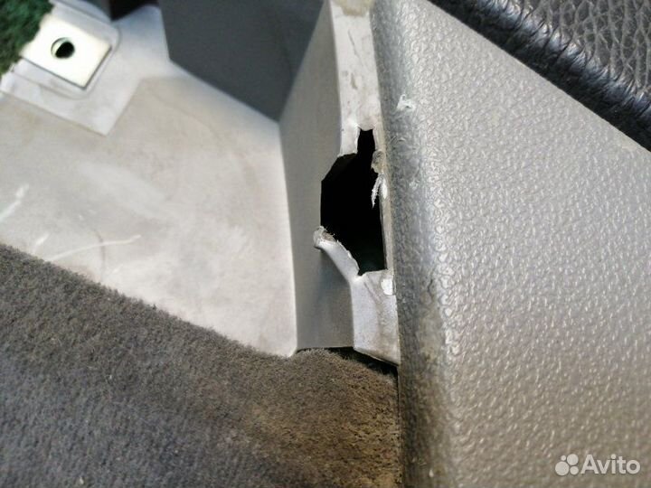 Обшивка двери задняя левая LADA Priora 2171 2008