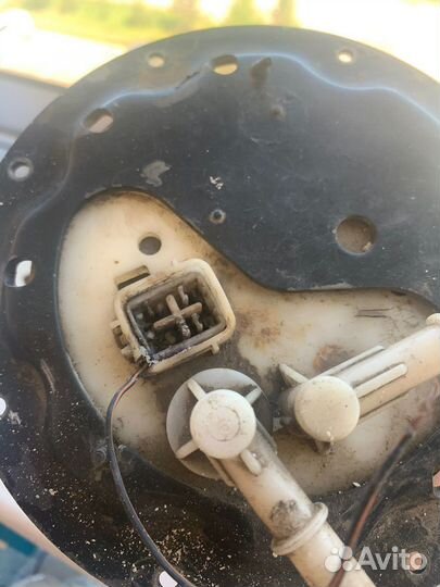 Топливный насос мазда премаси