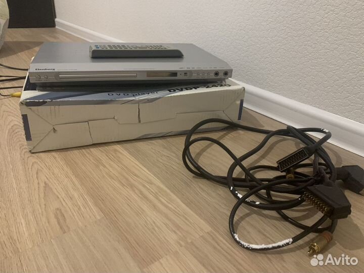 Dvd плеер Elenberg