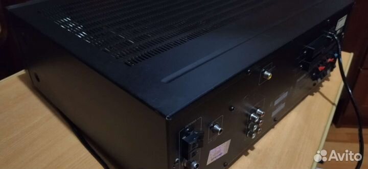 AV-ресивер Thomson