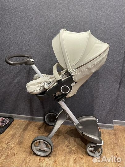 Коляска Stokke Xplory
