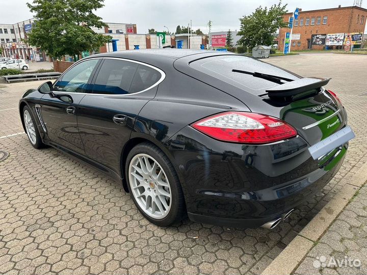 В разборе Porsche Panamera 4S запчасти