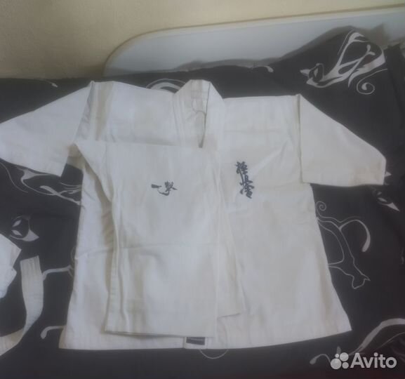 Продаю кимоно для каратэ