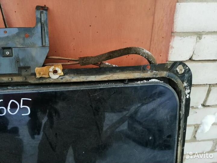 Люк в сборе без моторчика Audi A8 D2