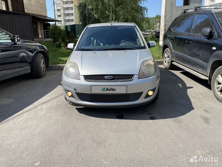 Ford Fiesta 1.6 AT, 2008, 145 000 км