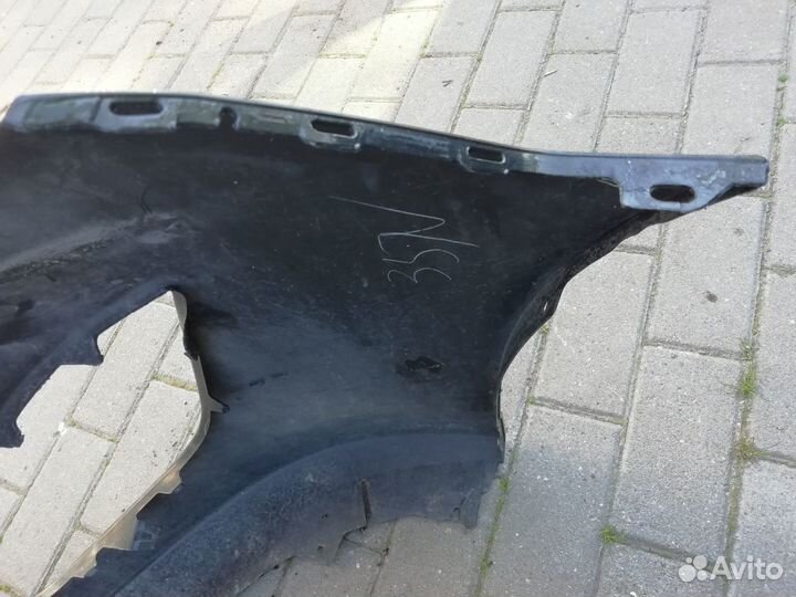 Mazda 2 бампер передний