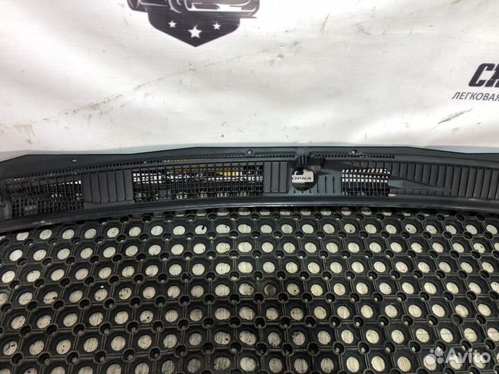 Решетка стеклоочистителя (планка под лобовое стекл