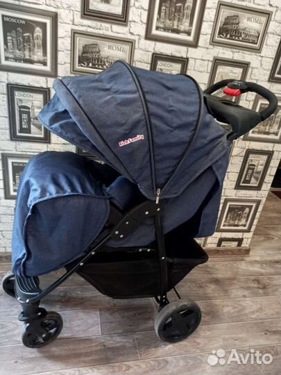 Коляска Rich family