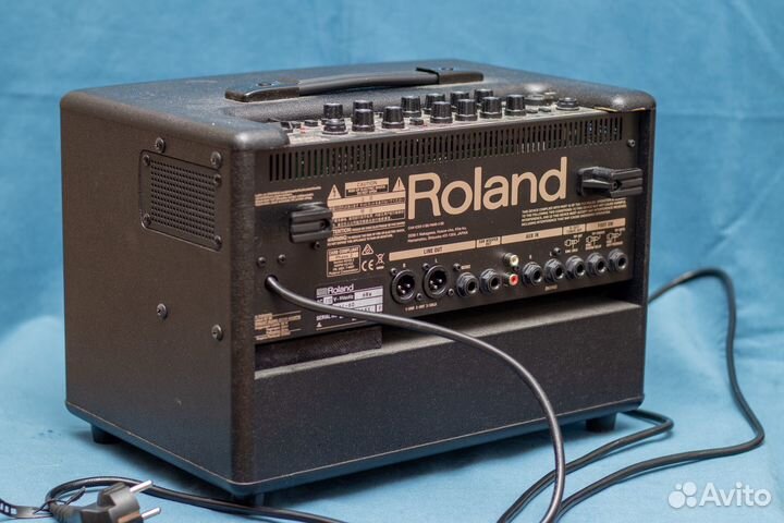 Комбоусилитель Roland AC-60