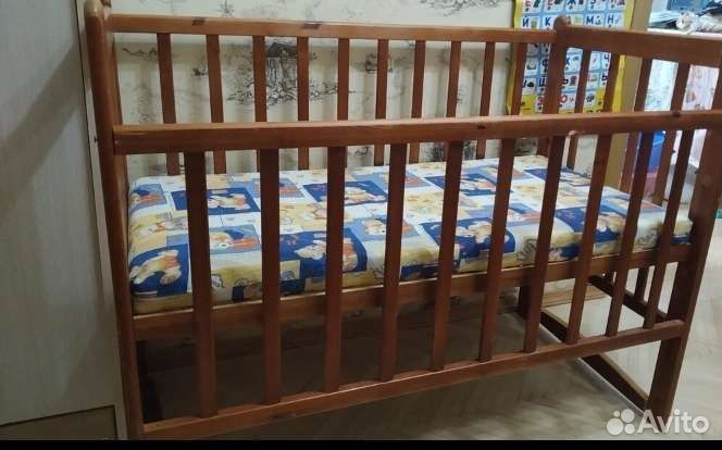 Детская кроватка