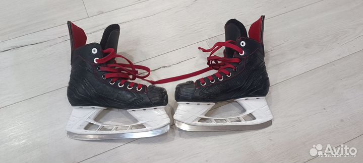 Хоккейные коньки детские размер eur 34