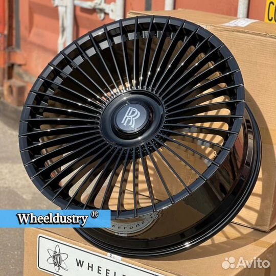 Кованые диски R22 Rolls-Royce Cullinan