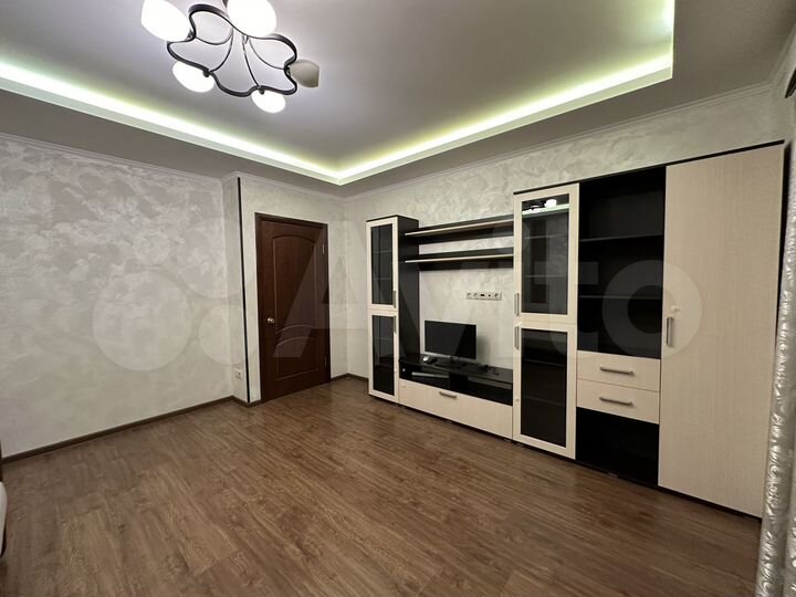 2-к. квартира, 60,5 м², 16/19 эт.