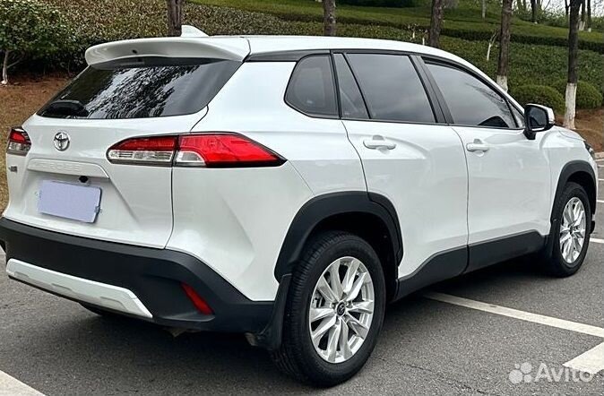 Toyota Corolla Cross 2.0 CVT, 2023, 2 521 км
