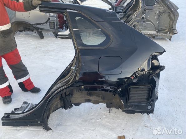 Заднее левое крыло четверть Toyota Rav 4 XA50 2021