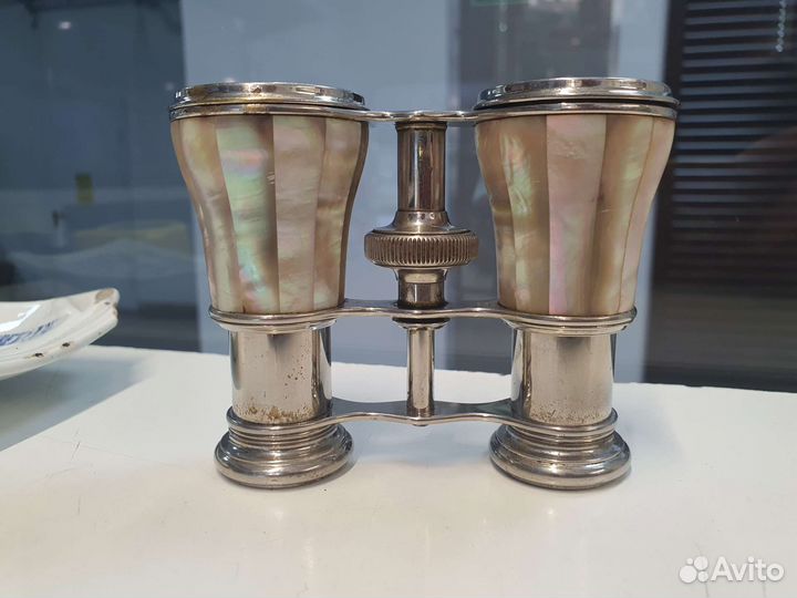 Антикварный бинокль