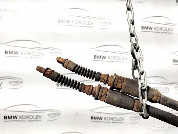 Тросы ручника (2012-2017) Hyundai I30