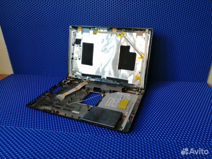 Ноутбук Samsung R519 (разбор)
