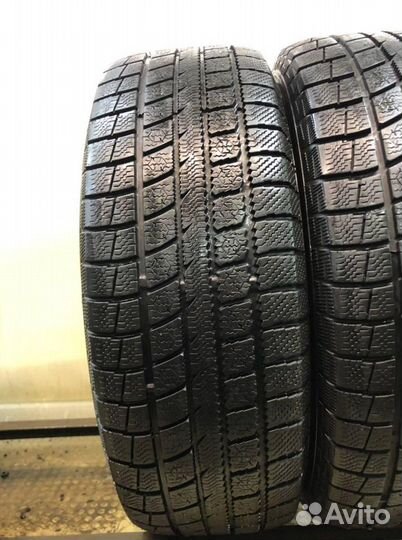 Toyo Winter Tranpath MK3 215/65 R16 97R