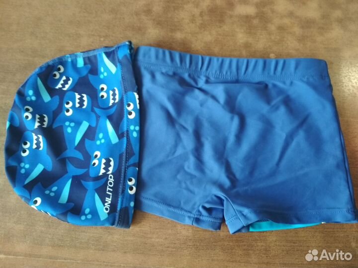 Плавки и шапочка