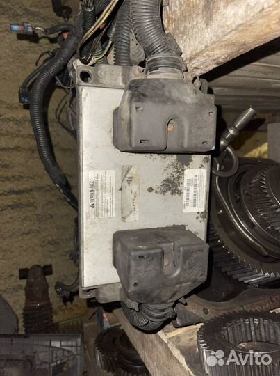 Блок управления двигателя Детройт на Фредлайнер