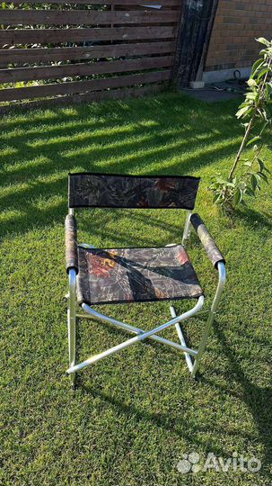 Стул-кресло с подлокотниками складной туристическ