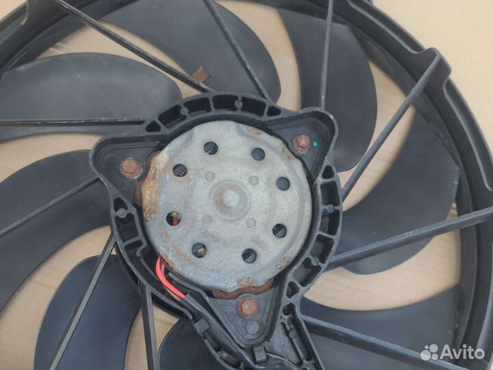 Вентилятор охлаждения двигателя Peugeot 206 98-12