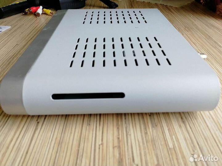 Спутниковый ресивер GS 8306 Триколор тв