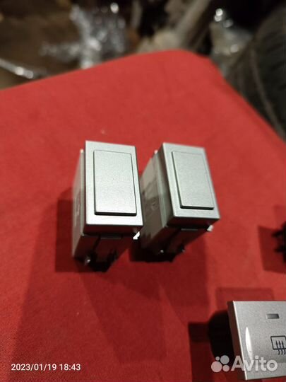 Кнопка обогрева заднего стекла новая Форд Фокус2