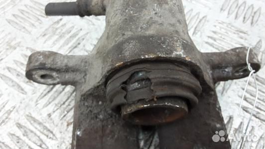 Суппорт тормозной задний правый KIA carens 3 (ZML1