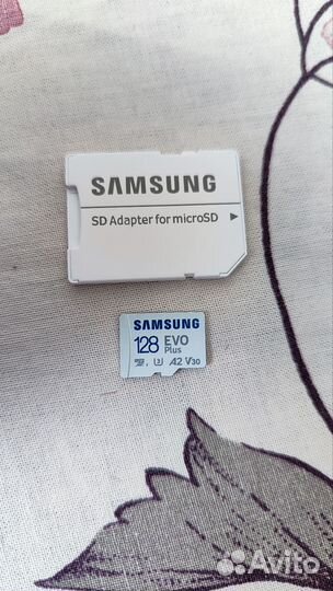 Samsung 128GB Evo Plus с оригинальным адаптером