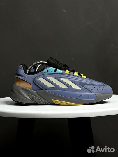 Кроссовки adidas ozelia