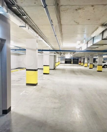 Машиноместо, 18 м²