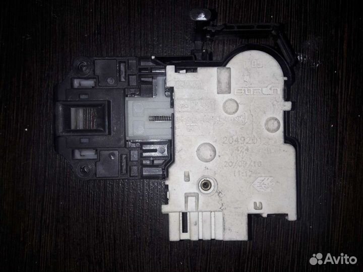 Устройства блокировки люка