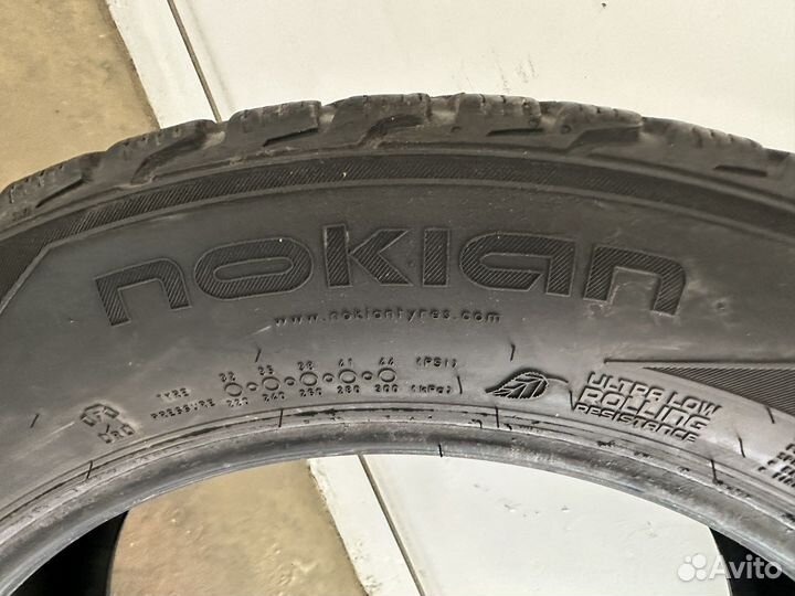 Nokian Tyres Hakkapeliitta R2 225/55 R17 97R