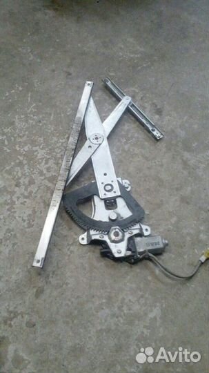 Стеклоподъемник передний правый Шевроле Авео T250