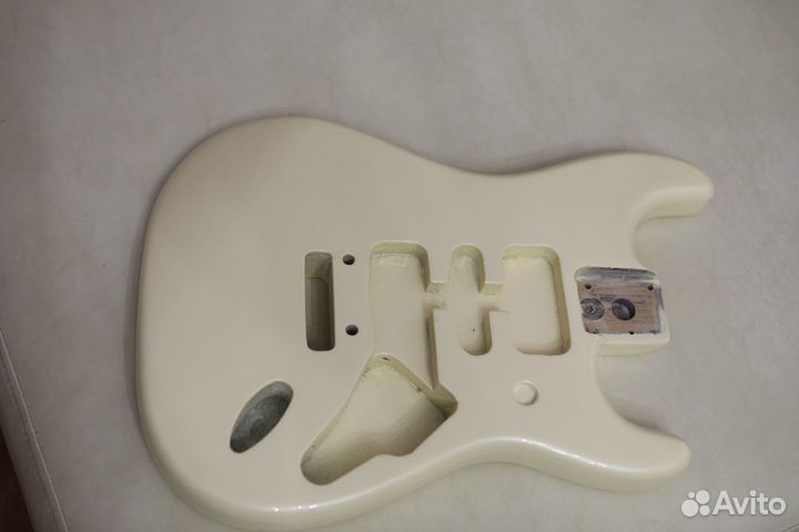 Fender Deluxe Stratocaster корпус